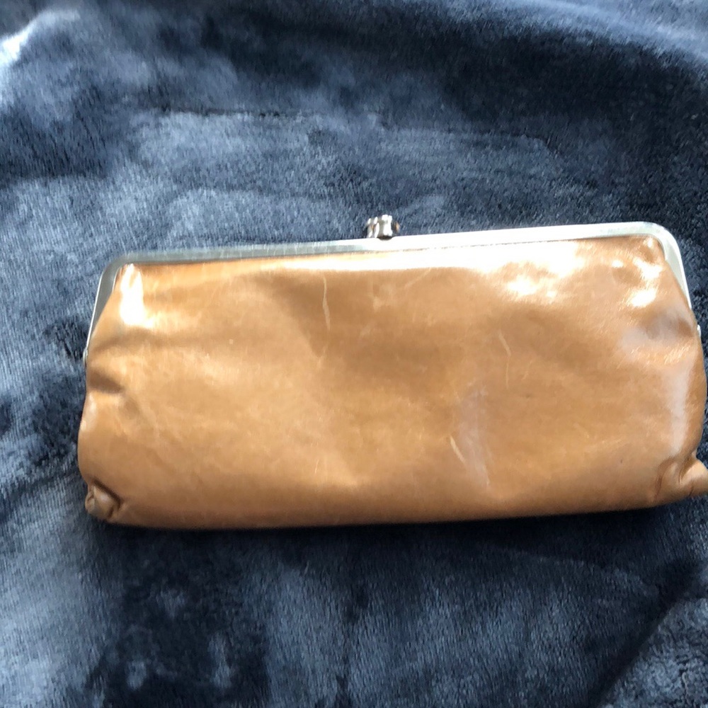 Tan Hobo International Lauren wallet